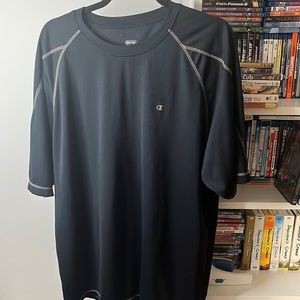 Used 2XL Champion t-shirt
